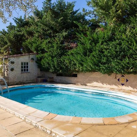 Mas Provencal De 120M2 En Camargue, Avec Piscine Et Parking Inclus, Ideal Pour Des Vacances آرْلْ المظهر الخارجي الصورة