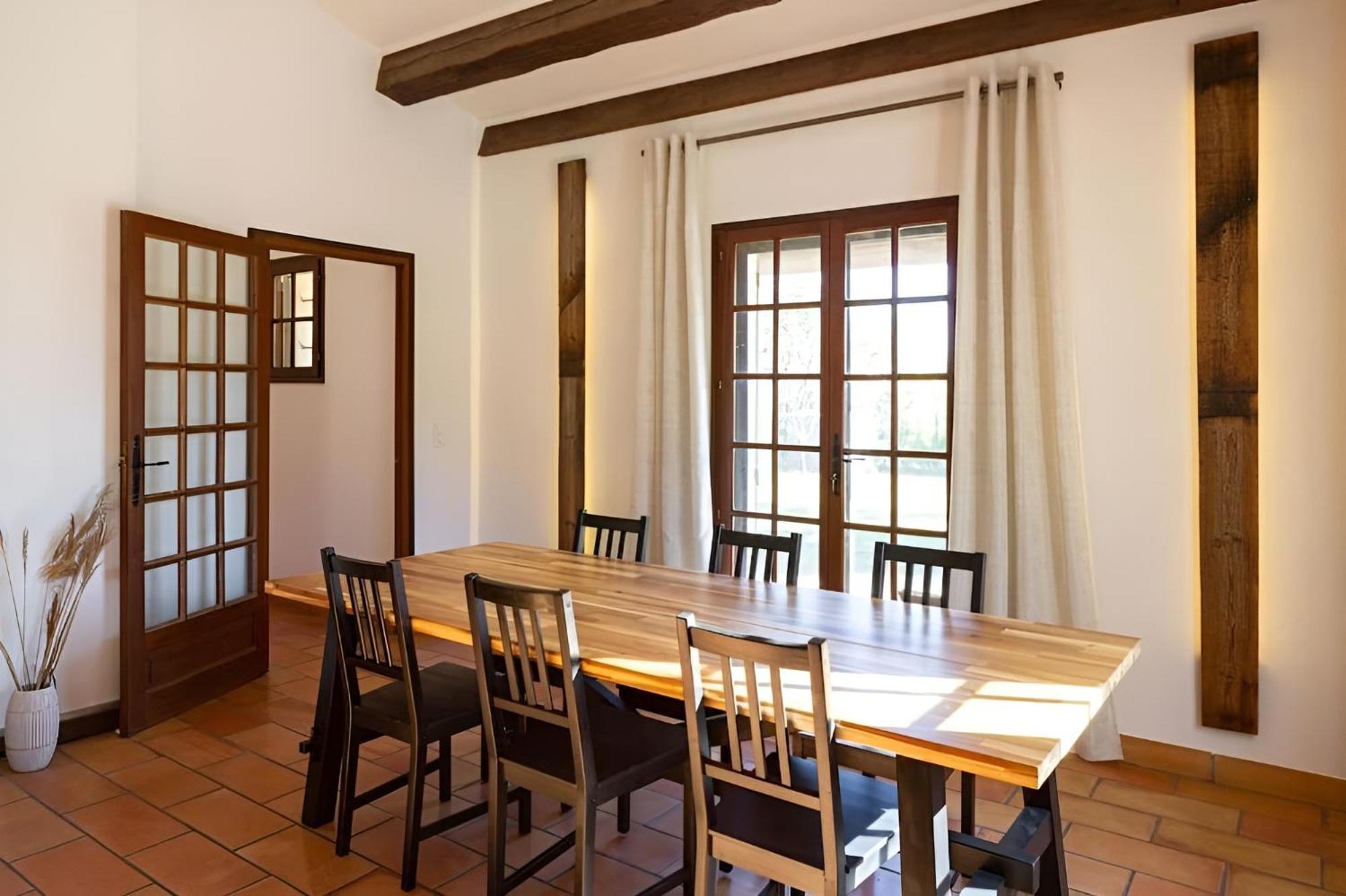 Mas Provencal De 120M2 En Camargue, Avec Piscine Et Parking Inclus, Ideal Pour Des Vacances آرْلْ المظهر الخارجي الصورة