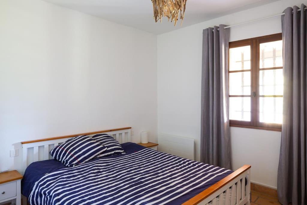 Mas Provencal De 120M2 En Camargue, Avec Piscine Et Parking Inclus, Ideal Pour Des Vacances آرْلْ المظهر الخارجي الصورة